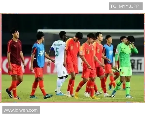 国足客场挑战乌兹别克全力争胜展现团队实力与拼搏精神